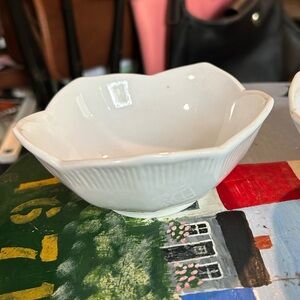 Cordon Bleu porcelain lotus dessert bowls set of 2, 8oz
White